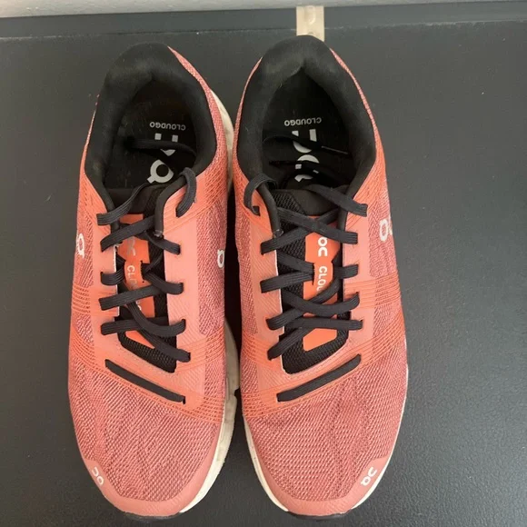 On Cloud Women’s Sneakers - Picture 2 of 3